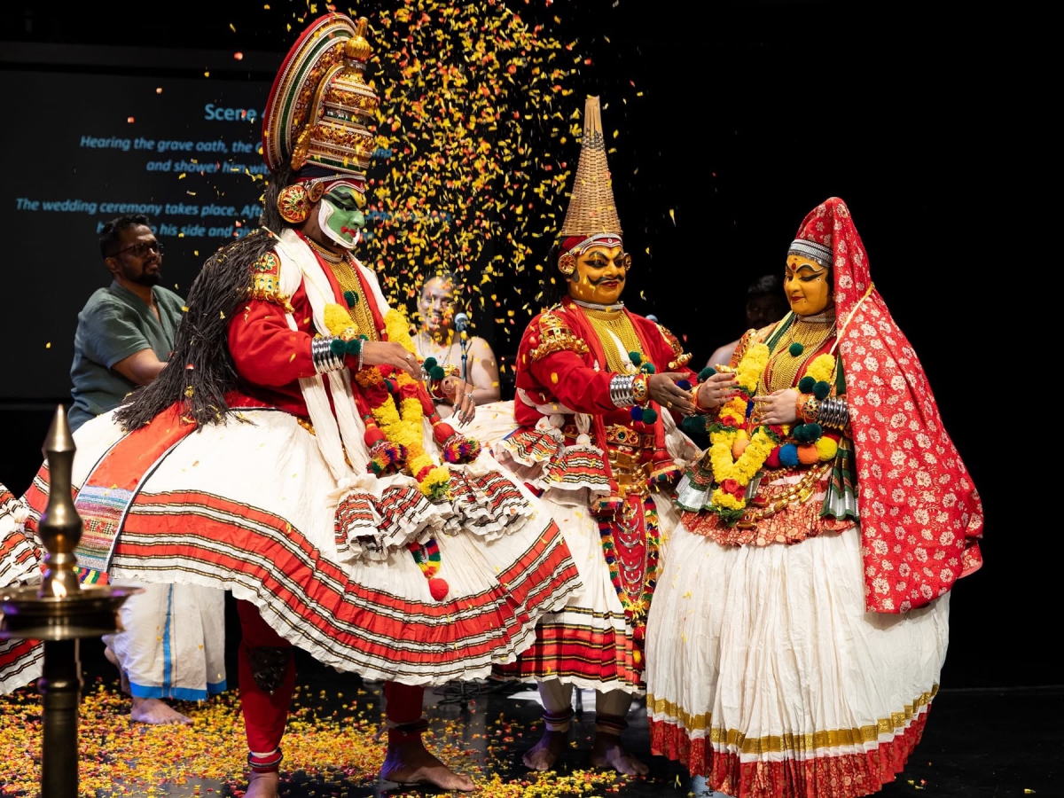 卡达卡利的新加坡之旅——舞蹈家毕如的跨文化使命– Singapore Federation of Chinese Clan Associations