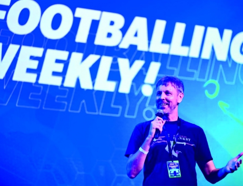 尼尔笔尖下的文化融合